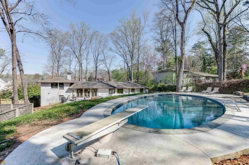 1485 Harts Mill Rd, Atlanta GA  30319-1824 exterior