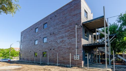 3762 Indiana Ave, Chicago IL 60827-1850 exterior