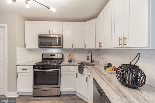 5230 Addison St, Philadelphia PA 19143-1517 exterior