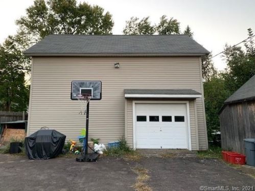 45 New Place St, Wallingford CT  06492-2236 exterior