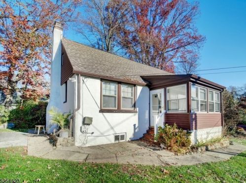 6 Dogwood Ter, Livingston NJ 07039 exterior