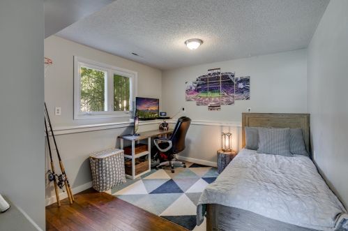 1480 3 Oaks Ave, Maple Plain MN 55359-9528 exterior