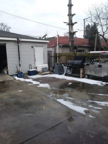 2835 Keeler Ave, Chicago IL 60646-4508 exterior