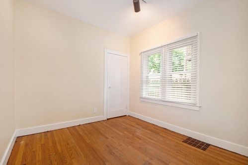 919 Merrifield St, Grand Rapids MI 49507-3338 exterior