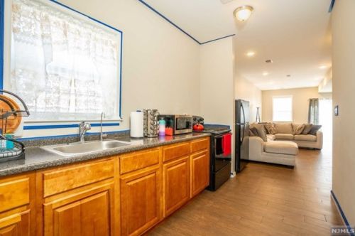 1777 Winfield St, Rahway NJ 07065-3540 exterior