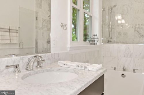 1533 Capitol St, Washington DC  20003-1508 exterior