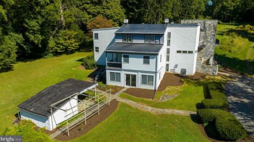 1944 Millersville Rd, Lancaster PA 17603-6153 exterior