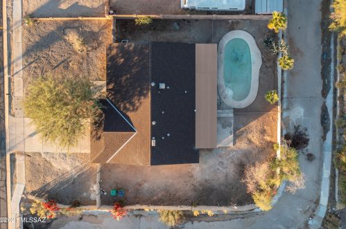 7930 Oldfather Dr, Tucson AZ 85741-1623 exterior