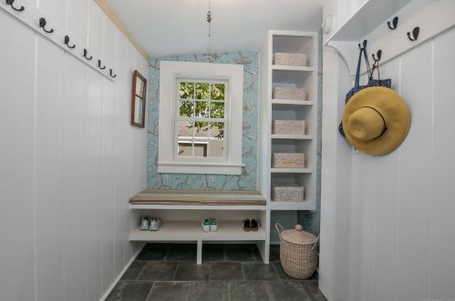 88 Kings Hwy, Westport CT 06880-2422 exterior