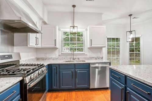 3379 Arbor Ridge Ct, Atlanta, GA 30340-4079