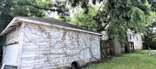 414 Nicholson St, Joliet IL 60435-6111 exterior