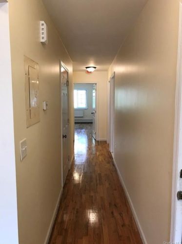 2025 Daly Ave, Bronx NY 10460-2834 exterior