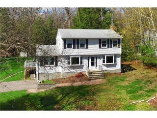 27 Dogwood Ln, Ellington CT  06029-2205 exterior