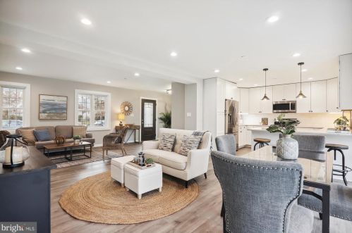 2205 Luzerne Ave, Silver Spring MD  20910-2137 exterior