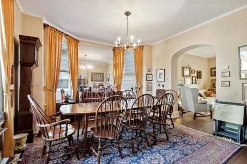 1332 Norwood St, Chicago IL 60660-2415 exterior