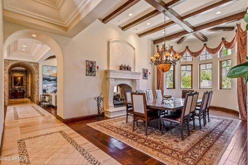 4450 54th St, Phoenix AZ 85018-1905 exterior