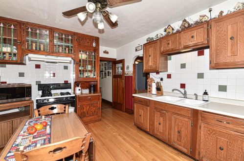 3412 9 Pl, Milwaukee WI 53215-3211 exterior