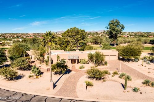 930 Golf View Dr, Tucson AZ  85737-9131 exterior