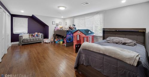 6975 Armitage Ave, Chicago IL 60639-3212 exterior