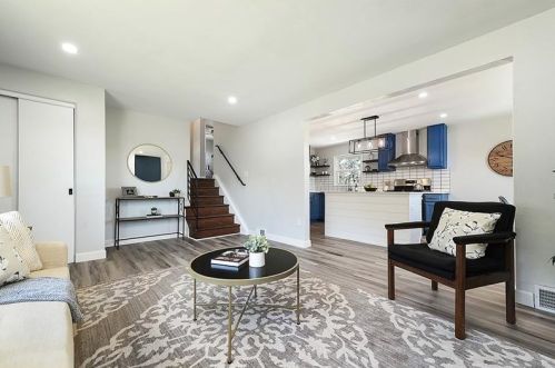 4985 Aspen St, Pittsburgh PA  15122-1250 exterior