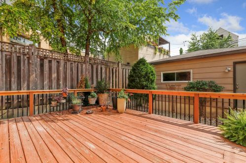 1817 Honore St, Chicago IL 60657-2007 exterior