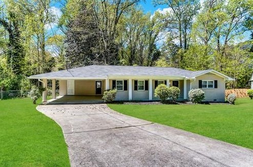 2176 Elinwood Dr, Atlanta GA  30344-2133 exterior