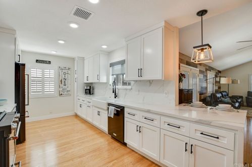 14015 Cornuta Ave, Bellflower CA 90706-4877 exterior