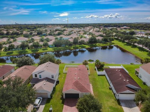 11407 Crestlake Village Dr, Riverview, FL 33569-2939