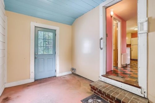 255 South St, Concord NH 03301-2661 exterior