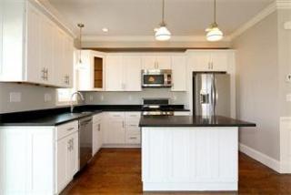 17 Taylor St, Boston MA  02122 exterior