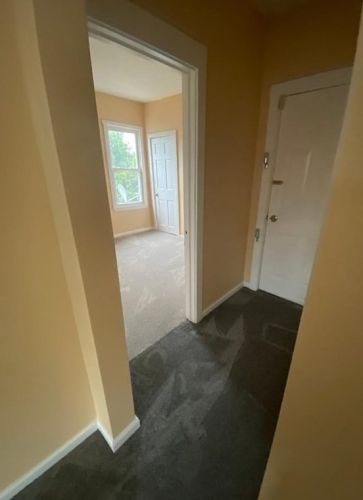 38 Dresden St, Springfield MA 01109-2706 exterior