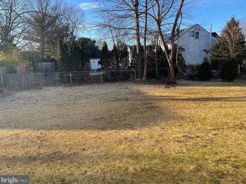 131 Clearview Ave, Trenton NJ 08619-1217 exterior