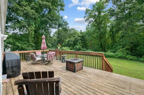 192 Geer Rd, Exeter CT 06249-2604 exterior