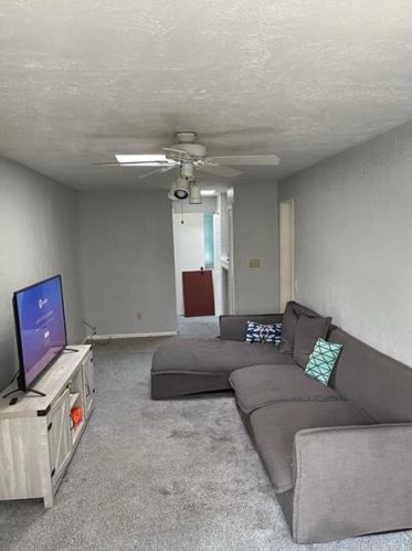 11411 Clematis Blvd, Pittsburgh PA  15235-3102 exterior