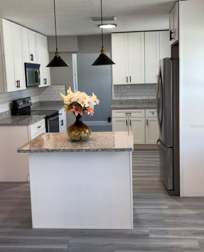 930 Goldwyn Ave, Orlando FL  32805-4304 exterior