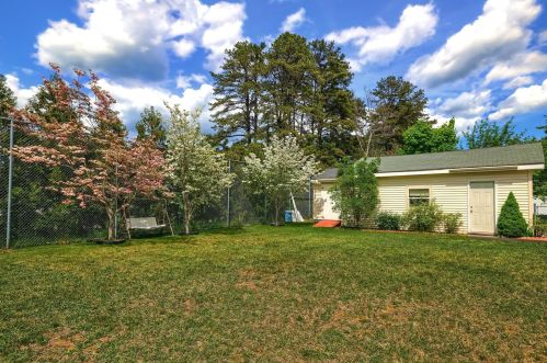 59 Pembroke Rd, Concord NH 03301-5707 exterior