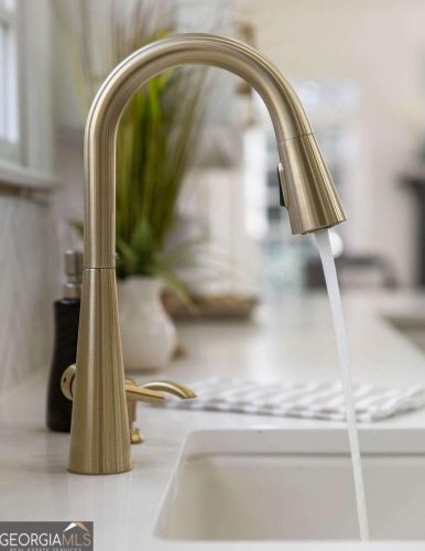 700 Brookwoods Trce, Atlanta GA 30342-2473 exterior