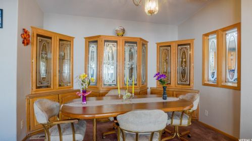 178 Alta Vw Way, Sandy UT 84070-3258 exterior