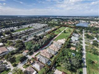 2853 Linda Dr, Naples, FL 34112-6315