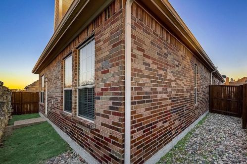 3013 Bans Crown Blvd, Frisco TX 75056-5850 exterior