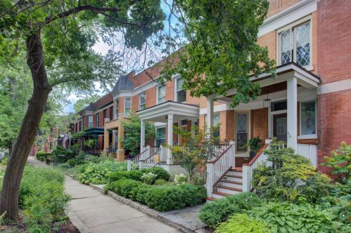 1924 Newport Ave, Chicago IL  60657-1026 exterior