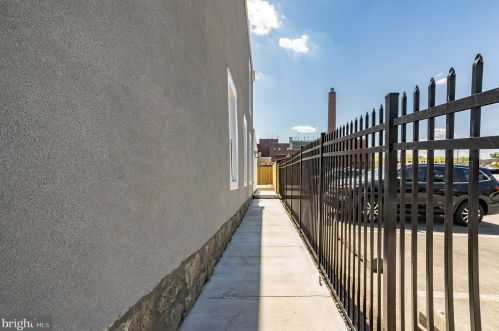 4207 Houghton St, Philadelphia PA  19128-1722 exterior