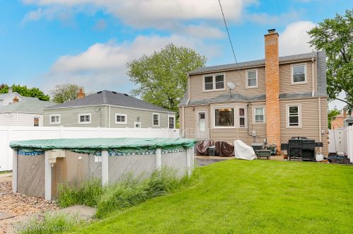 6144 Nagle Ave, Chicago IL 60634-3877 exterior