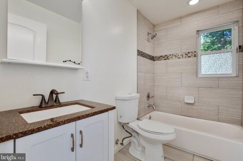 1611 Noyes Dr, Silver Spring MD 20910-2224 exterior