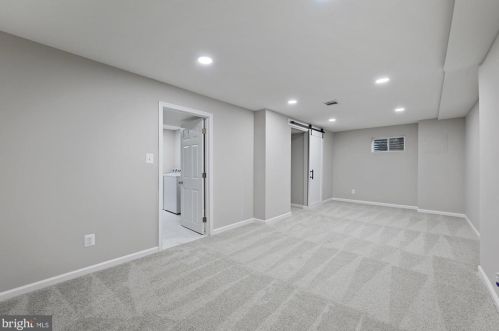 10700 Huntwood Dr, Silver Spring MD  20901-1524 exterior