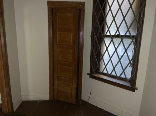 2914 Polk St, Chicago IL 60607-3120 exterior