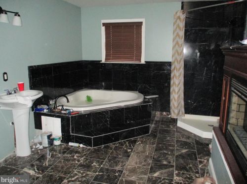 37 Louisiana Ave, Trenton NJ 08638-2549 exterior