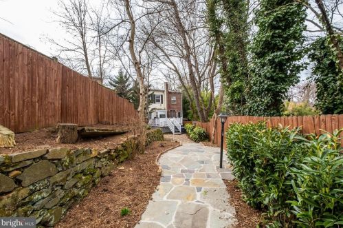 4843 Reservoir Rd, Washington DC 20007-1543 exterior