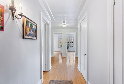 2007 Prospect Ave, Milwaukee, WI 53202-1146