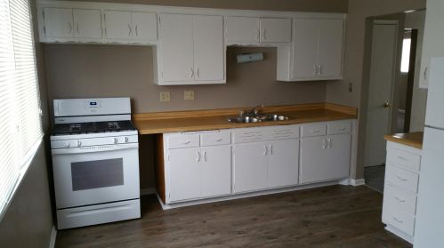 8139 Bender Ave, Milwaukee WI 53218-1052 exterior